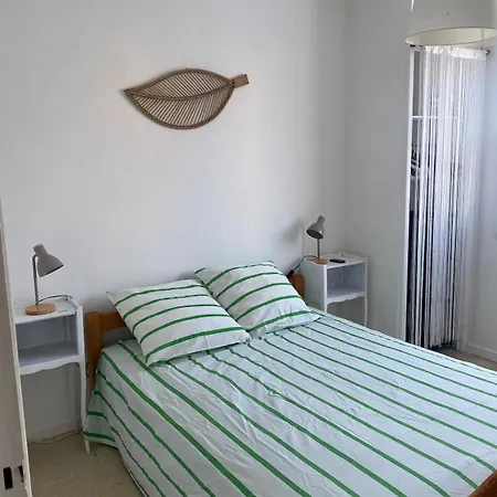 Apartment 3 Near The Beaches Six-Fours-les-Plages